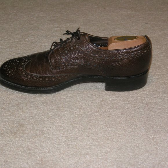 Eaton Vintage Brown Leather Medallion Wingtips 8D main image 6